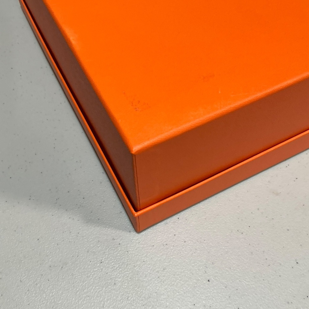Hermes medium size box and dust bag - Picture 8 of 11